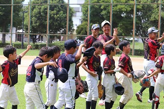 松の子･本一色連合チーム　鹿骨低学年大会優勝！！